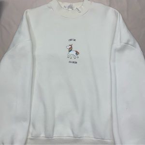 white oversized sweatshirt